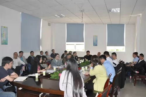 “戮力同心 砥礪前行”華俄激光2017第一季度營(yíng)銷大會(huì)圓滿召開